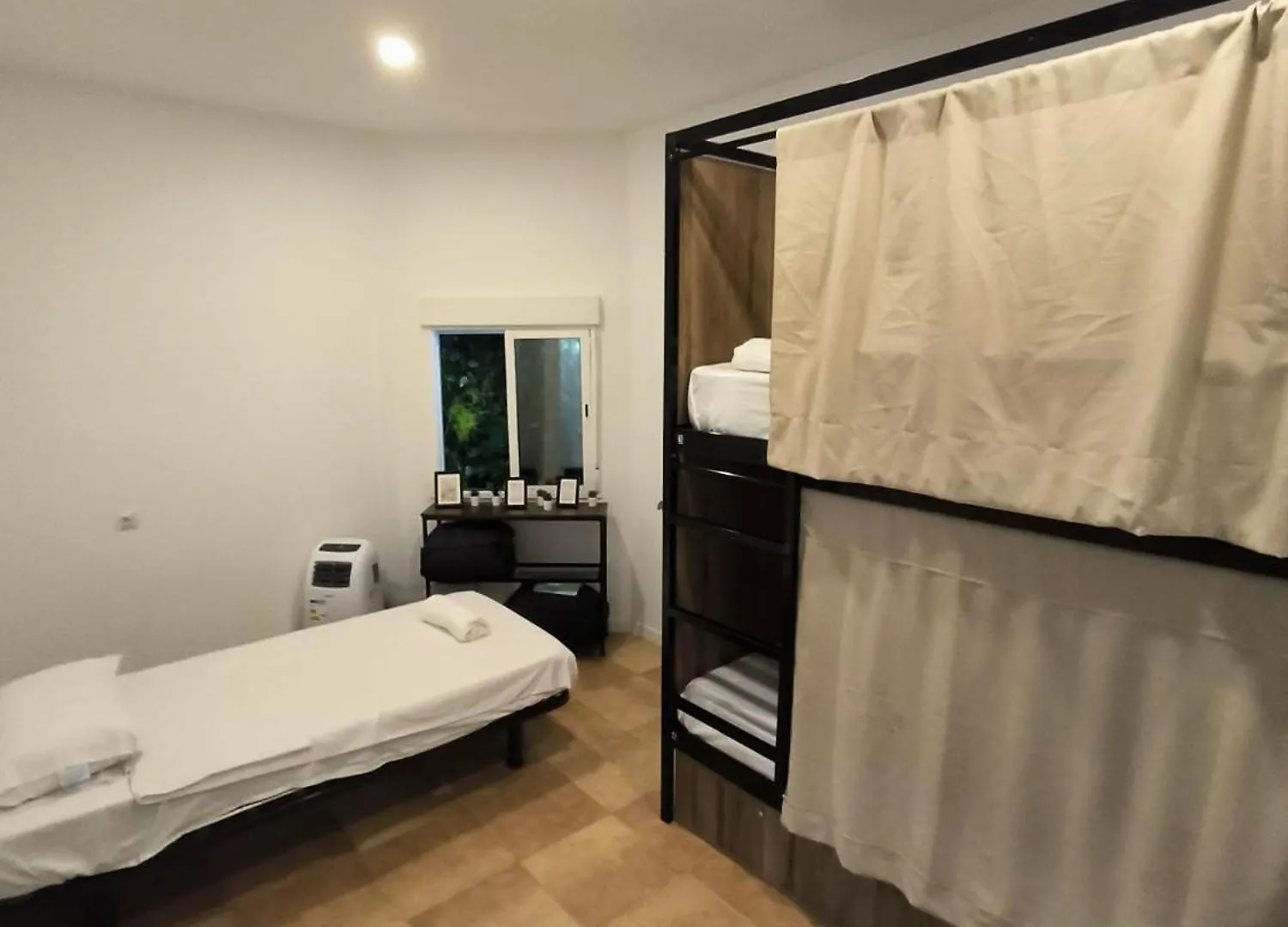 Casa Cervantes Málaga 0*,